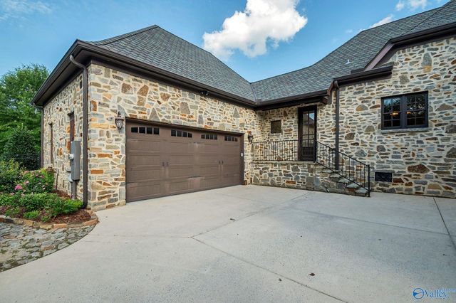 40 Mcmullen Lane SE, Gurley, AL 35748