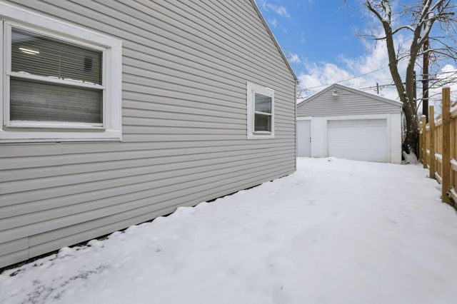 3237 E 12th Avenue, Columbus, OH 43219