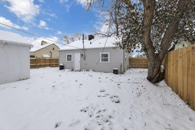 3237 E 12th Avenue, Columbus, OH 43219