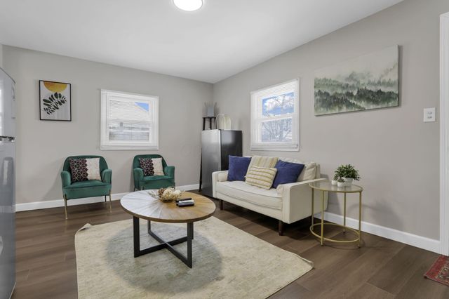 3237 E 12th Avenue, Columbus, OH 43219