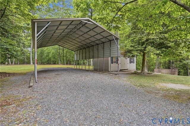 4740 Bailey Branch Ln, New Kent, VA 23141