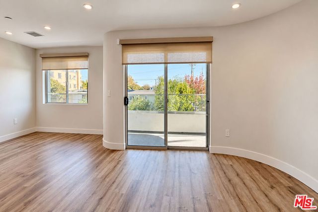 10951 National Boulevard 201, Los Angeles, CA 90064