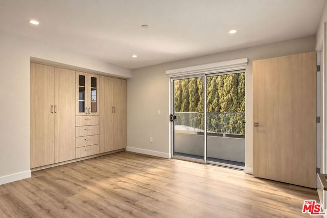 10951 National Boulevard 201, Los Angeles, CA 90064