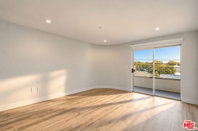 10951 National Boulevard 201, Los Angeles, CA 90064