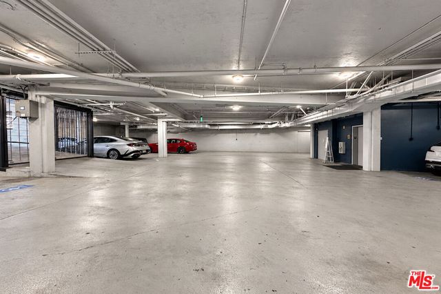 10951 National Boulevard 201, Los Angeles, CA 90064