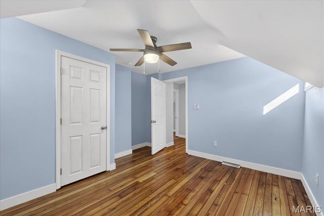 4949 Blow Street, St Louis, MO 63109