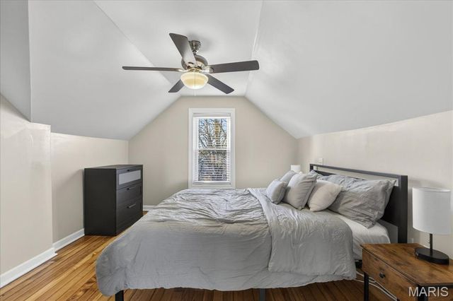 4949 Blow Street, St Louis, MO 63109