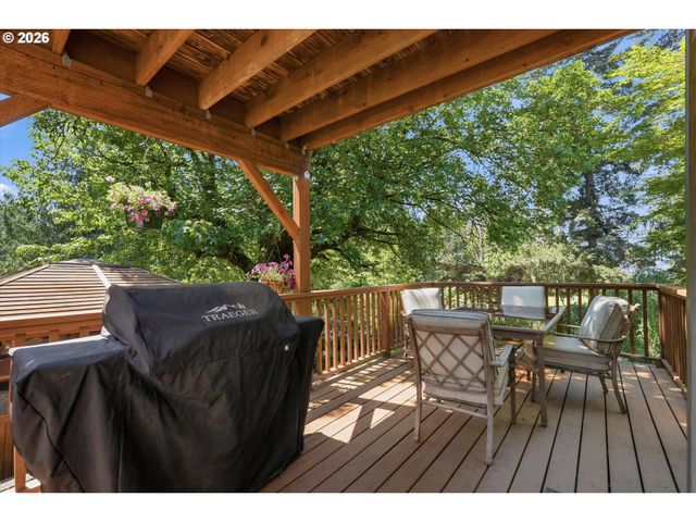 34430 Se COUPLAND Rd, Estacada, OR 97023