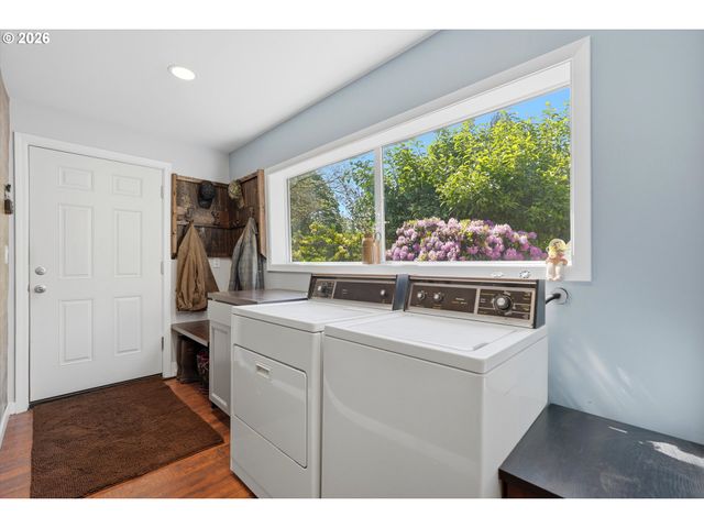 34430 Se COUPLAND Rd, Estacada, OR 97023