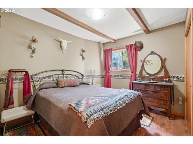 34430 Se COUPLAND Rd, Estacada, OR 97023
