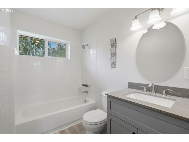34430 Se COUPLAND Rd, Estacada, OR 97023