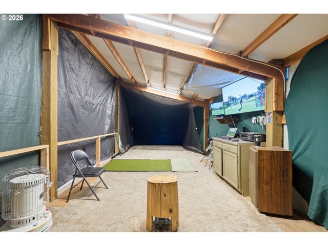 34430 Se COUPLAND Rd, Estacada, OR 97023