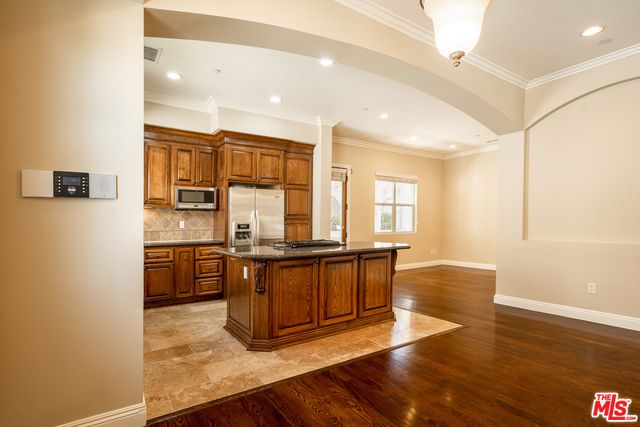 3838 TILDEN Avenue, Culver City, CA 90232