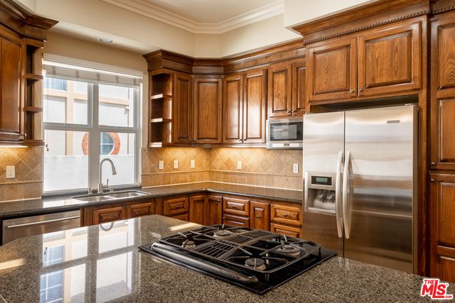 3838 TILDEN Avenue, Culver City, CA 90232