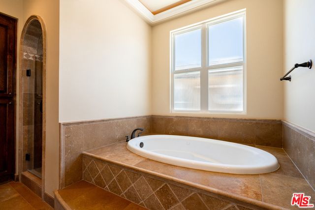 3838 TILDEN Avenue, Culver City, CA 90232