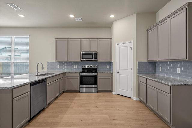 3205 Dottavio, Lorena, TX 76655