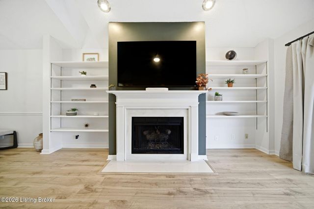 1508 Forest Park Rd, Louisville, KY 40223