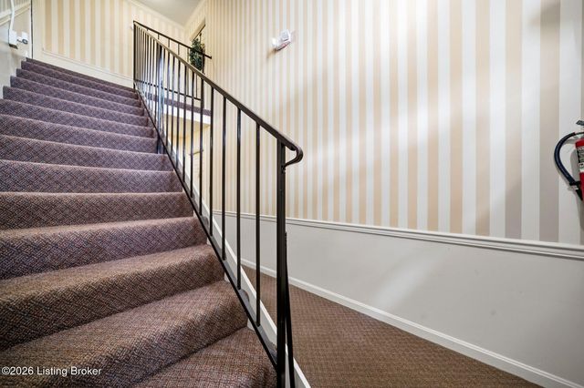 1508 Forest Park Rd, Louisville, KY 40223