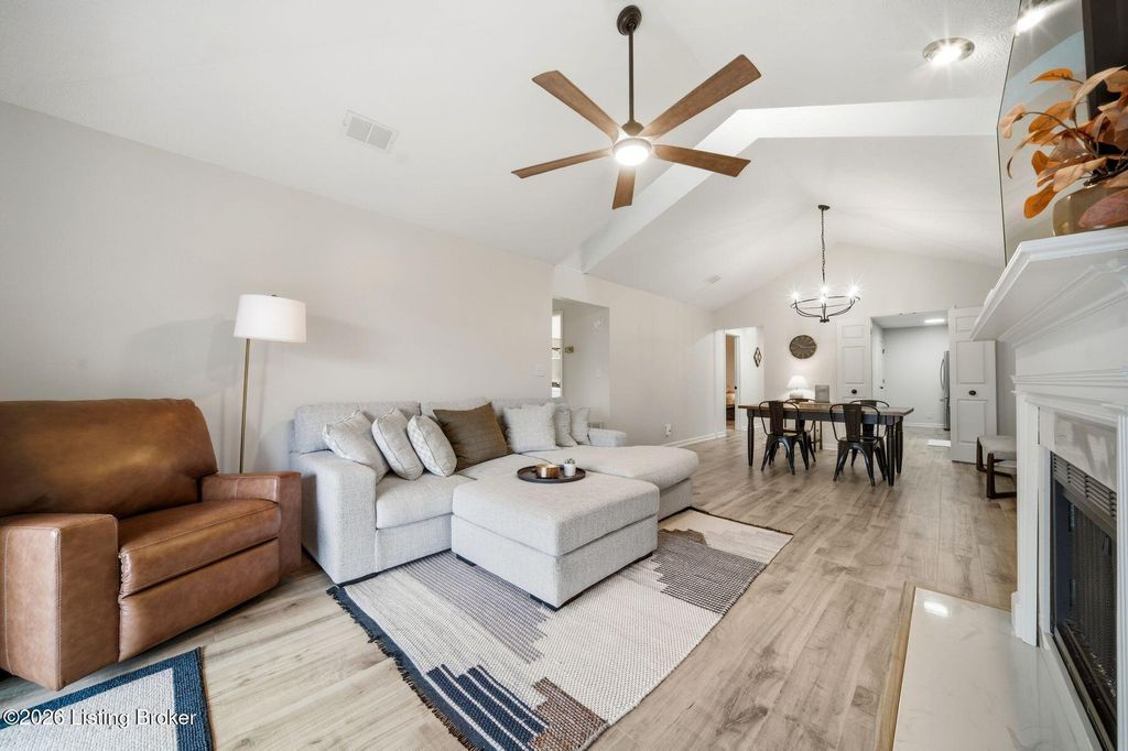 1508 Forest Park Rd, Louisville, KY 40223