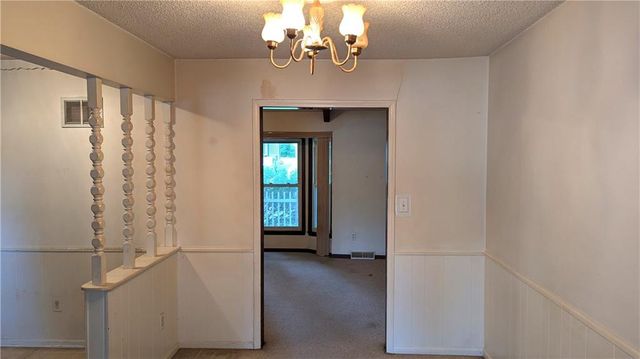 1209 SW Madison Street, Lee's Summit, MO 64081