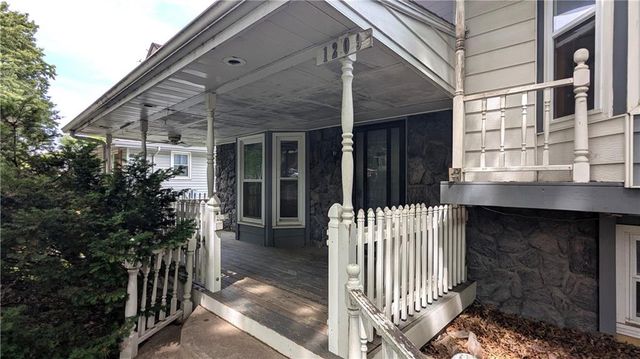 1209 SW Madison Street, Lee's Summit, MO 64081