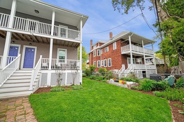 1530 Mystic Valley Parkway 1, Medford, MA 02155