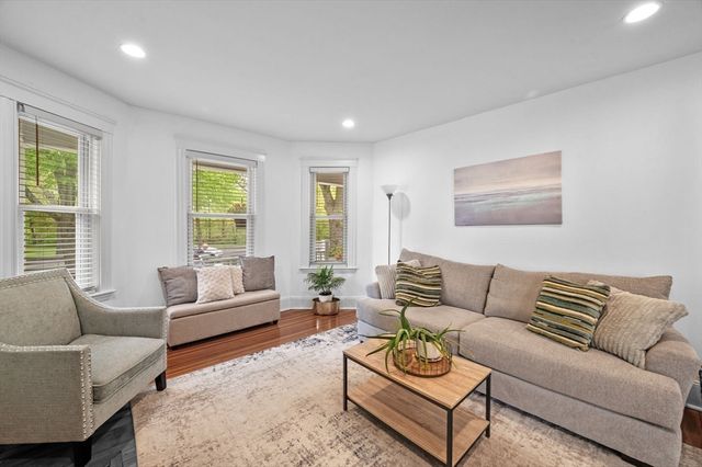 1530 Mystic Valley Parkway 1, Medford, MA 02155