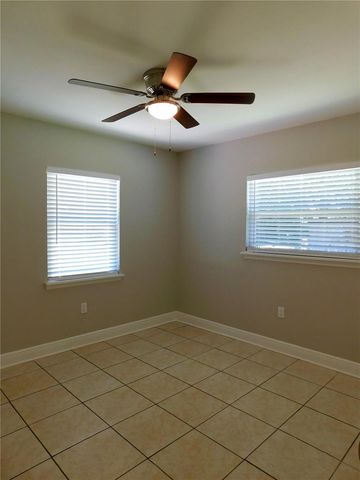 921 NE 13TH AVENUE, Ocala, FL 34470