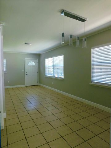 921 NE 13TH AVENUE, Ocala, FL 34470