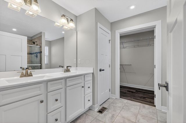 61 Firenze Road, Delaware, OH 43015