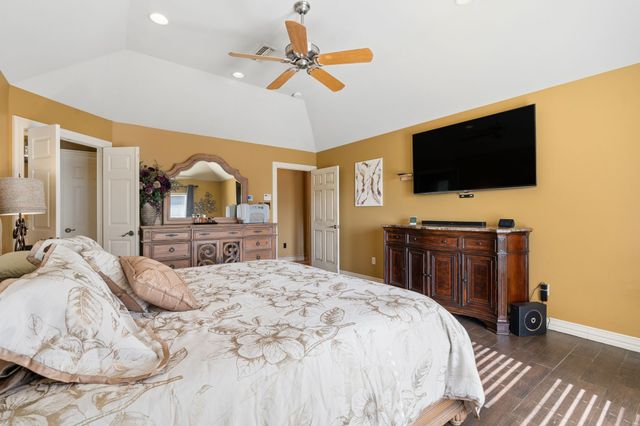 719 Joy, Rhome, TX 76078