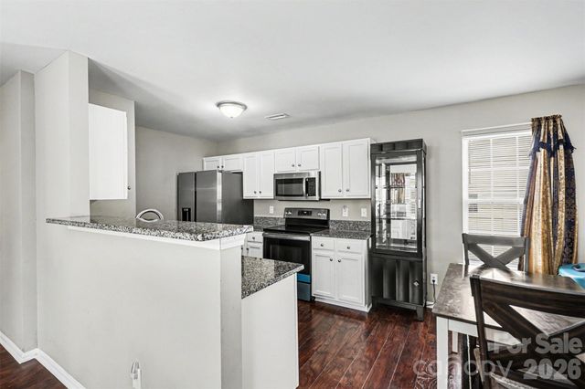 306 Cayman Way, Charlotte, NC 28217
