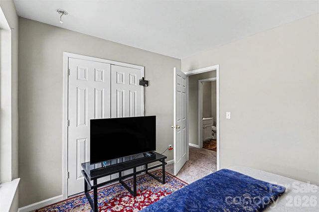 306 Cayman Way, Charlotte, NC 28217
