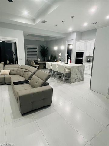 3677 8th AVE NE, Naples, FL 34120