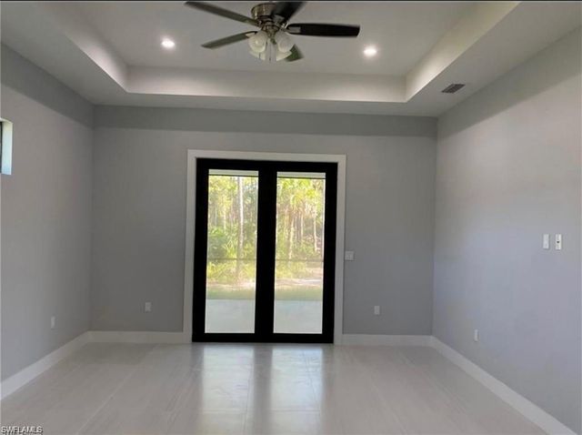 3677 8th AVE NE, Naples, FL 34120