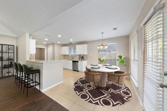 802 Foxglove Drive, Missouri City, TX 77489