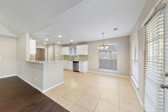 802 Foxglove Drive, Missouri City, TX 77489