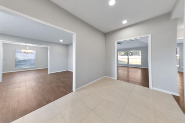 802 Foxglove Drive, Missouri City, TX 77489