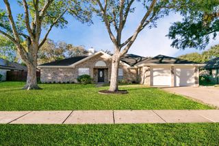 802 Foxglove Drive, Missouri City, TX 77489