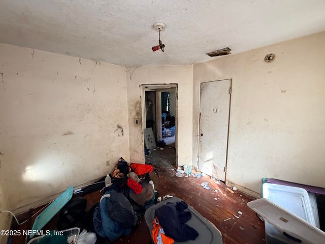 2810 JUPITER Avenue, Jacksonville, FL 32206