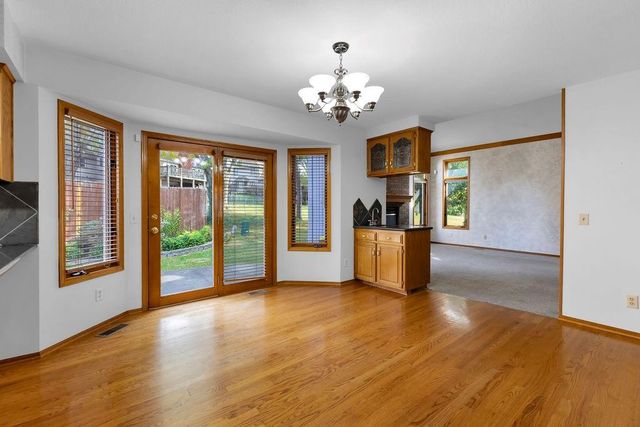 403 N Leonard Road, St Joseph, MO 64506