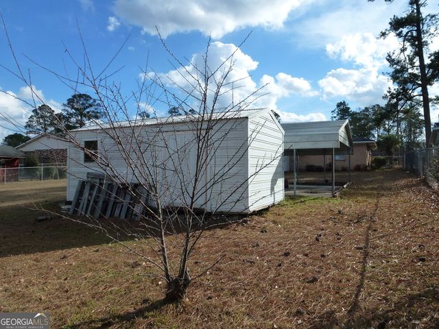 406 Mary Lee Street, Claxton, GA 30417