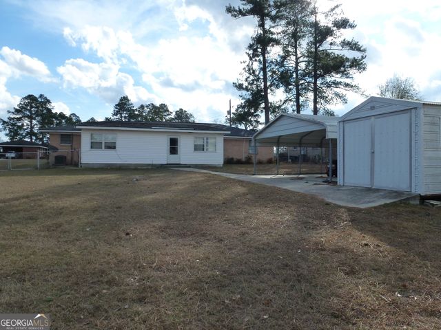406 Mary Lee Street, Claxton, GA 30417