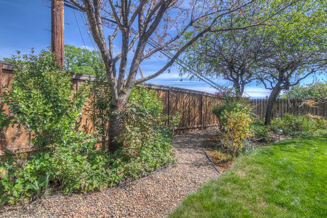 629 James Dr, Placerville, CA 95667