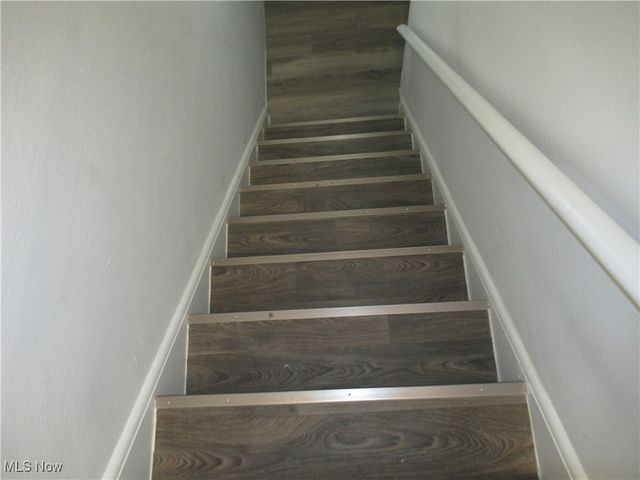 285 Marion Drive, Bedford, OH 44146