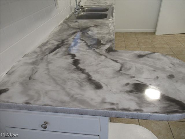 285 Marion Drive, Bedford, OH 44146