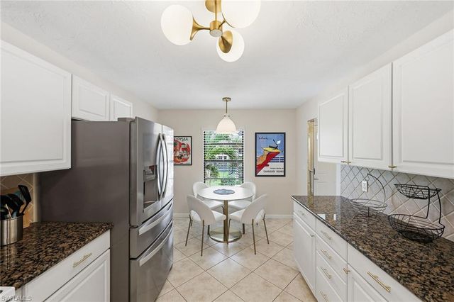500 Misty Pines CIR 2-204, Naples, FL 34105