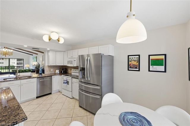 500 Misty Pines CIR 2-204, Naples, FL 34105