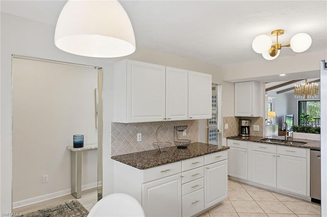 500 Misty Pines CIR 2-204, Naples, FL 34105