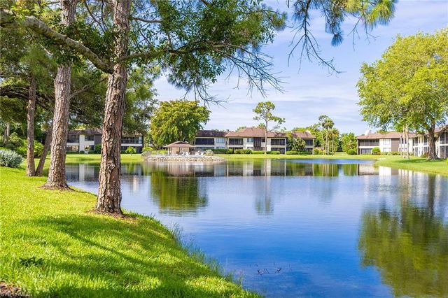500 Misty Pines CIR 2-204, Naples, FL 34105